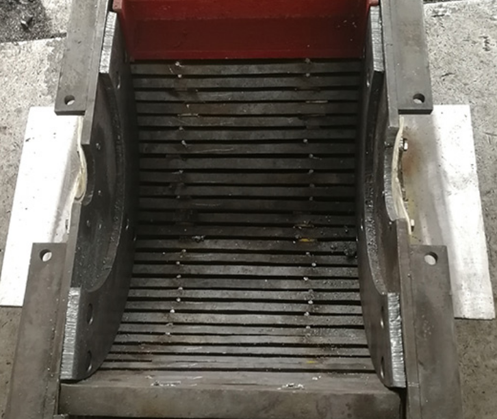 high manganese steel crusher grate bar wear part high manganese steel crusher grate bar wear part