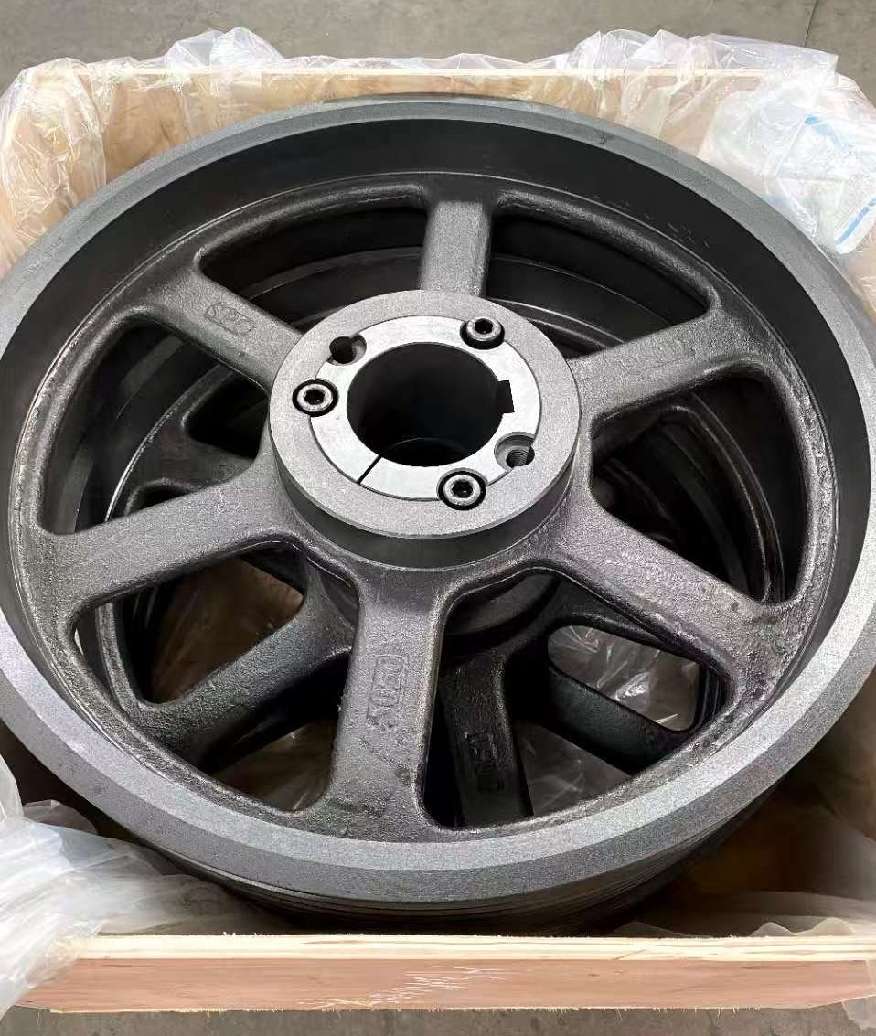Large spoke type cast iron taper lock V belt pulley, heavy duty single groove pulley packed in wooden case for cement plan Large spoke type cast iron taper lock V belt pulley, heavy duty single groove pulley packed in wooden case for cement plan