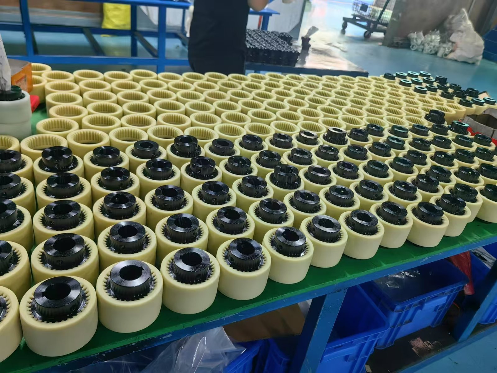 Bowex nylon sleeve curved tooth gear coupling, heavy‑load flexible shaft coupling for cement plant heavy duty transmission Bowex nylon sleeve curved tooth gear coupling, heavy‑load flexible shaft coupling for cement plant heavy duty transmission